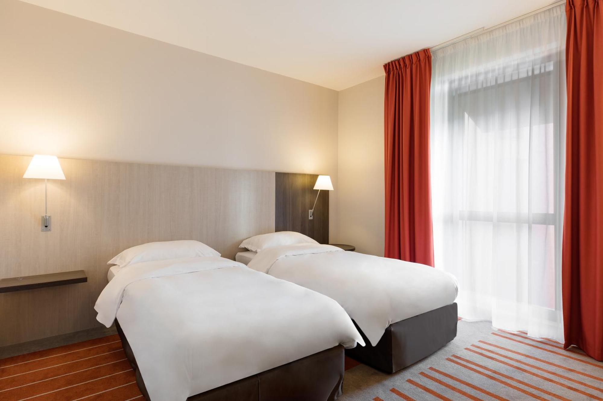 Park By Radisson Lille Grand Stade 4* Villeneuve-d’Ascq